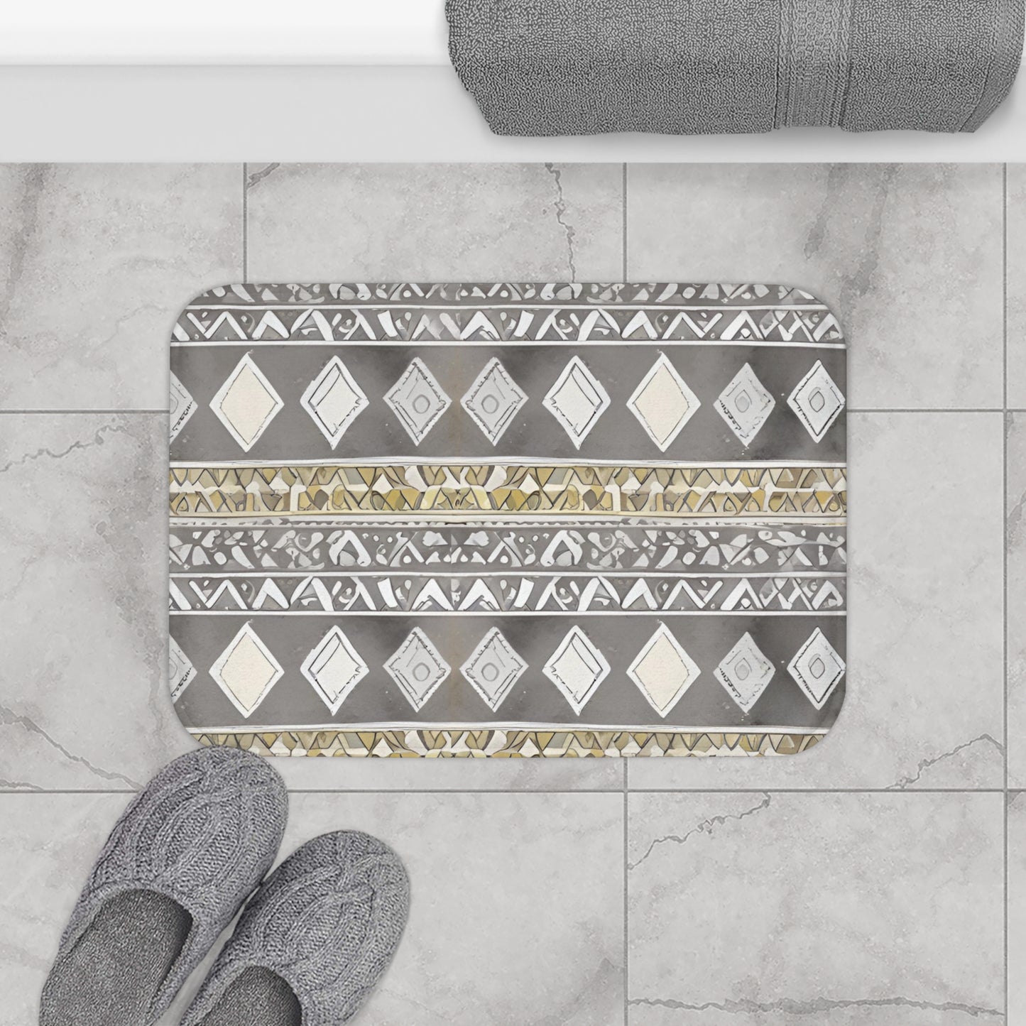 Diamond Aztec Grey And Sand Bath Mat